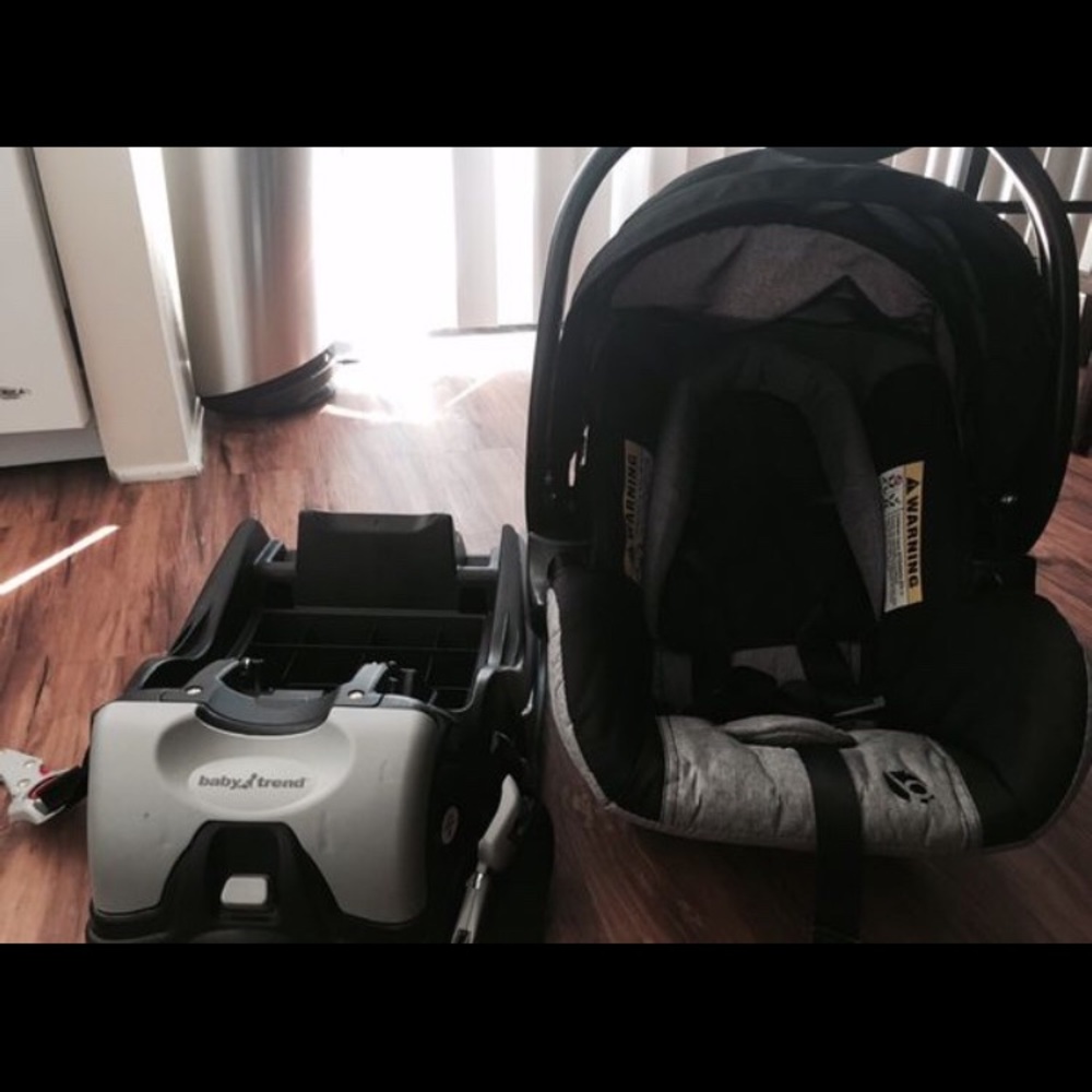 Baby Trend EZ Flex Loc Car Seat
